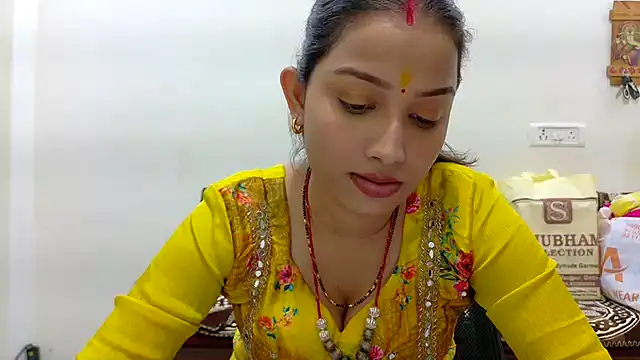Snapshot of Aleena_Rai chatting on October 13, 7:14 pm Aleena Rai online show from October 13, 7:14 pm