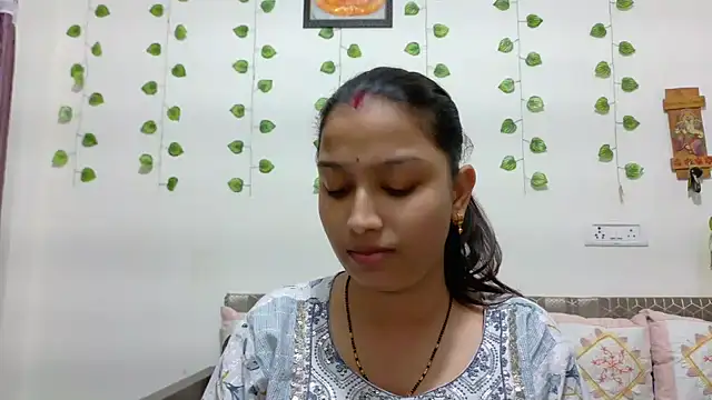 Snapshot of Aleena_Rai chatting on November 4, 7:57 pm Aleena Rai online show from November 4, 7:57 pm