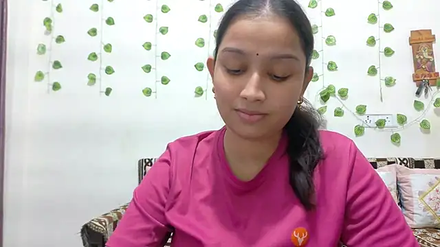 Snapshot of Aleena_Rai chatting on November 7, 7:36 pm Aleena Rai online show from November 7, 7:36 pm