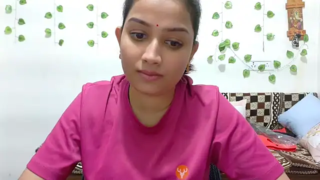 Snapshot of Aleena_Rai chatting on November 8, 7:45 pm Aleena Rai online show from November 8, 7:45 pm