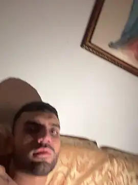 Snapshot of Daddyrich_632 chatting on January 18, 7:34 am Daddyrich 632 online show from January 18, 7:34 am