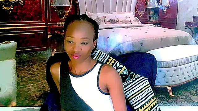 EbonyCreamy69 online show from December 17, 7:15 pm