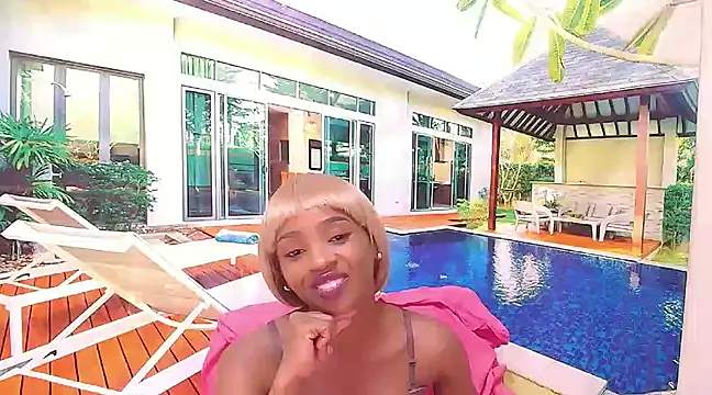 EbonyCreamy69 online show from February 11, 10:07 pm