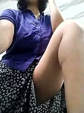 MirandaSingle online show from January 7, 8:33 pm