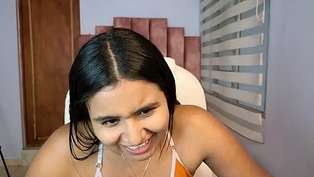Snapshot of lou_rosse_ chatting on December 5, 9:50 pm lou rosse  online show from December 5, 9:50 pm