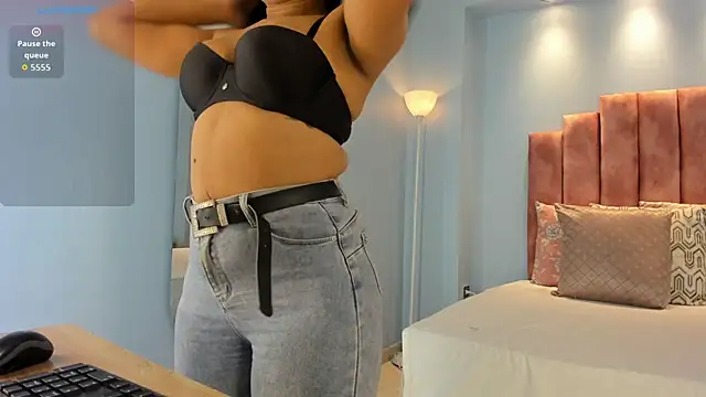 lou rosse  online show from November 10, 8:52 pm