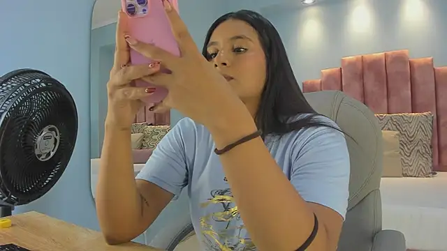Snapshot of lou_rosse_ chatting on July 8, 6:56 pm lou rosse online show from July 8, 6:56 pm