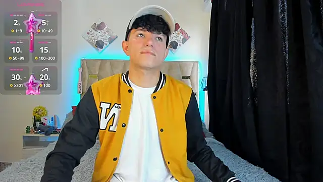 patrick sanzz online show from February 25, 9:02 pm