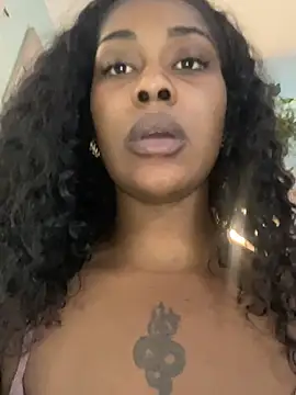 ebonycatlisaaaalime online show from May 23, 9:08 pm