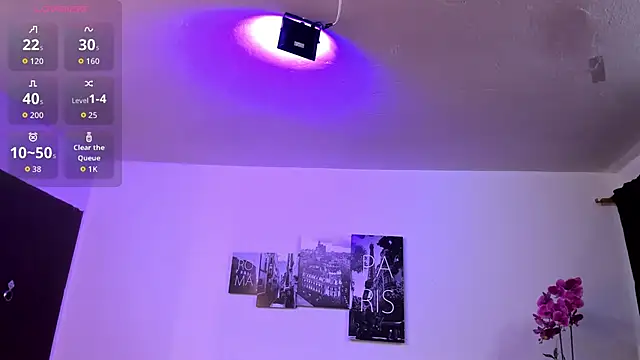 Amy Kiitty  online show from October 31, 12:50 pm