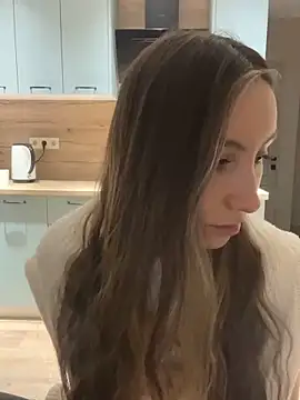 viviandaimond1 online show from March 5, 8:32 pm