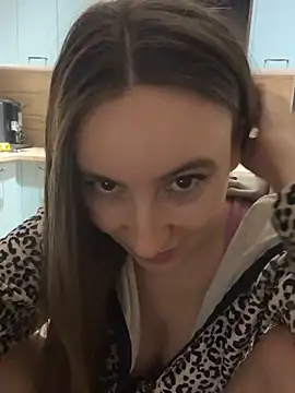 viviandaimond1 online show from March 9, 8:42 pm