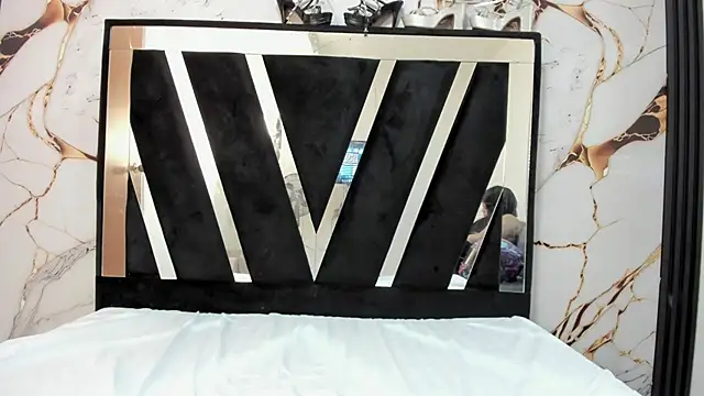 KarinaSimonz online show from February 18, 8:05 pm