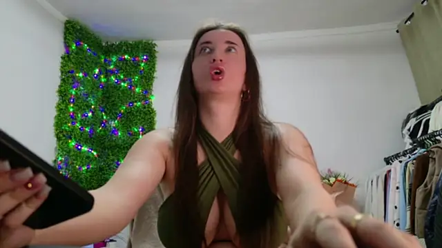 Lorennameliyy online show from January 25, 8:00 pm