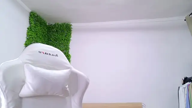 Lorennameliyy online show from February 24, 2:19 am