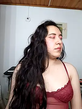 Emi chik online show from December 5, 10:46 am