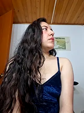 Emi chik online show from March 11, 11:38 am