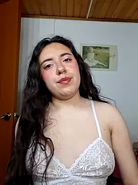 Emi chik online show from April 5, 9:28 am