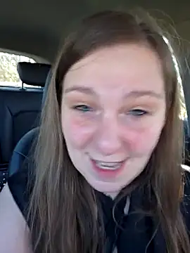 AmazingCurvy online show from February 25, 1:43 pm