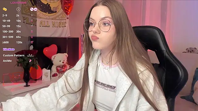 Marta May  online show from February 15, 7:06 pm