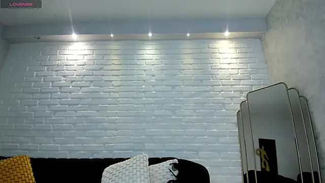 KatieNolan 1 online show from February 8, 7:27 pm