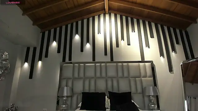 KatieNolan 1 online show from November 14, 8:07 pm