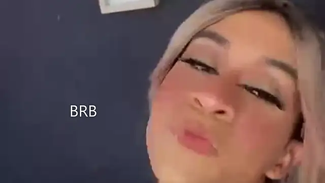  JaaconLeon  online show from February 4, 4:39 pm