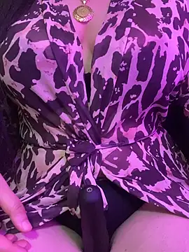 Cameelia online show from February 28, 10:33 pm