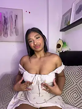 Isabella fasilier online show from March 14, 12:10 am