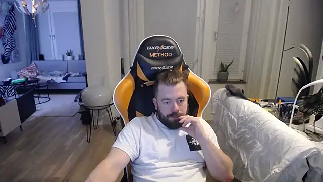 Sebuleczek online show from March 1, 5:27 pm