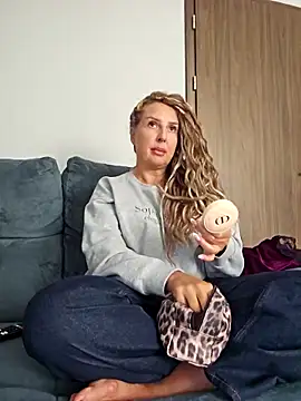 MariaRichi  online show from October 7, 8:33 am