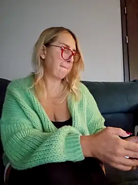 MariaRichi  online show from November 9, 7:39 am