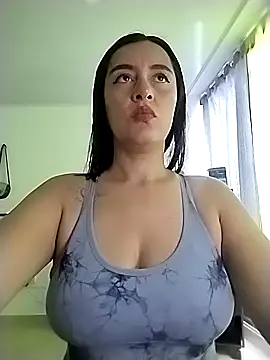 hailey85 online show from March 29, 6:52 pm