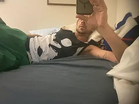 mackshaft4711 online show from December 18, 8:53 am