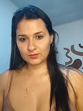 elena jonees online show from December 1, 8:25 pm