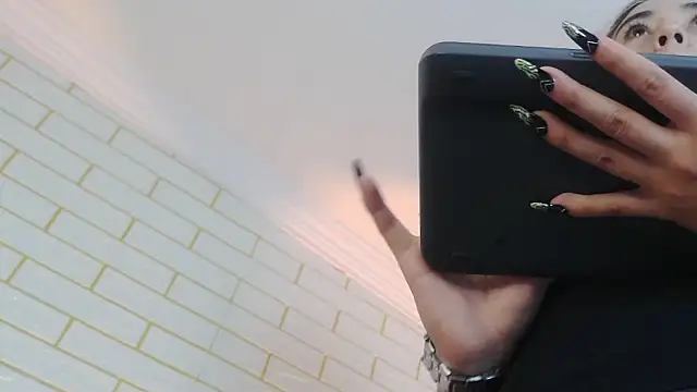 NYX1126 online show from November 6, 12:28 pm