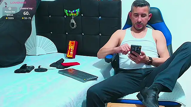 Yeol King online show from November 12, 3:12 pm