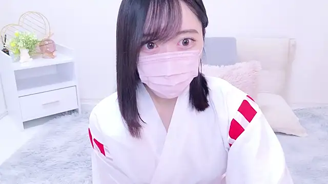 Yurie  online show from December 30, 2:09 am