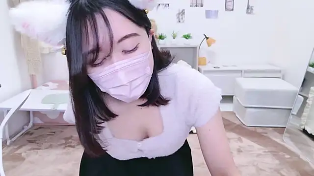 Snapshot of Yurie_ chatting on February 22, 11:13 am Yurie online show from February 22, 11:13 am