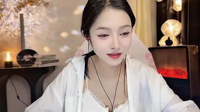 xiaodaibabyy online show from February 24, 4:26 pm