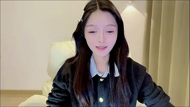 xiaodaibabyy online show from November 19, 1:55 pm