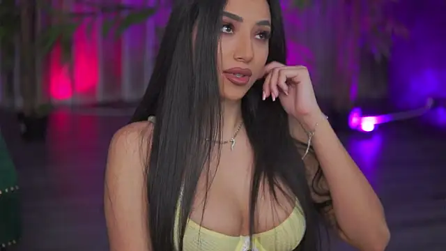 GinaValentinna online show from October 25, 7:08 pm