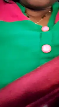 Snapshot of lovelyruhi chatting on December 10, 3:52 am lovelyruhi online show from December 10, 3:52 am