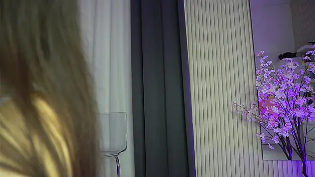 KatelynSparks online show from June 4, 5:46 am