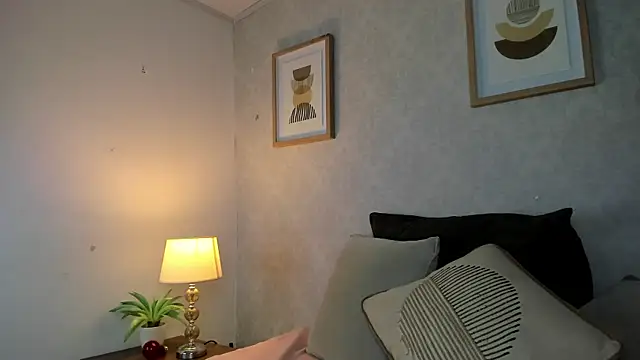 Caroline dh online show from November 14, 11:42 am