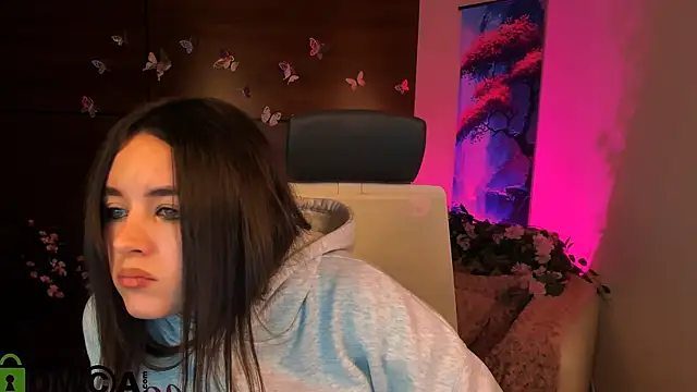 Snapshot of rozmary_ket chatting on December 16, 6:49 pm rozmary ket online show from December 16, 6:49 pm