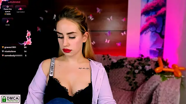 Snapshot of rozmary_ket chatting on February 13, 3:14 pm rozmary ket online show from February 13, 3:14 pm