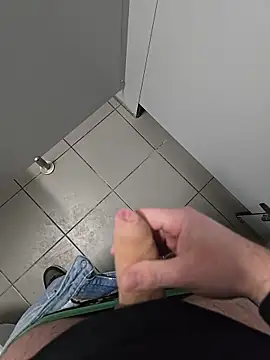 Snapshot of Ibag01 chatting on February 26, 1:43 pm Ibag01 online show from February 26, 1:43 pm