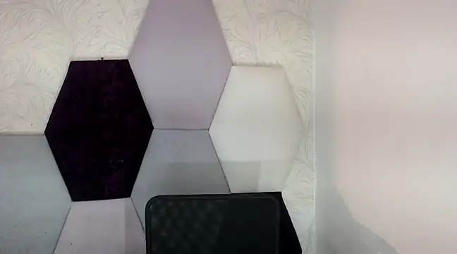 AbrahanBratz online show from December 14, 11:50 am