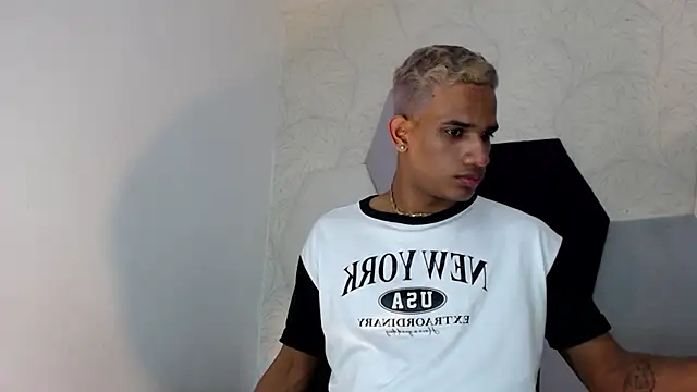 AbrahanBratz online show from January 11, 11:24 pm